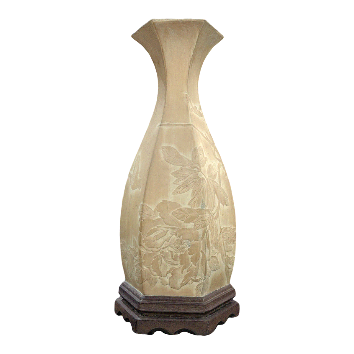 《雀舞牡丹》竹刻花瓶 | 工艺品,花瓶摆件,竹刻花瓶,竹簧雕刻工艺,宝庆竹刻,非物质文化遗产,非遗,雕刻工艺品,竹刻工艺品,竹刻花瓶图片,3D模型,3D打印,3D素材,obj,glTF,fbx,dae,stl,3ds,glb,usdz,3dmax,blender模型,VisionPro,3D建模,3D扫描,3d打印模型