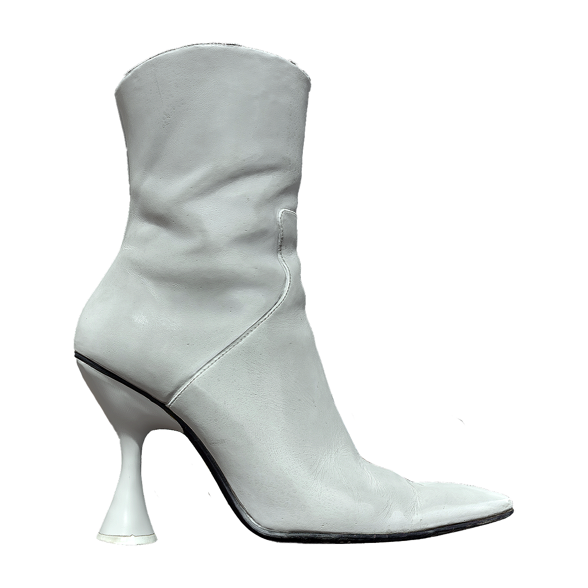 法式小方头细跟瘦瘦靴皮革高跟靴 白色 | 马丁靴,高跟鞋,高跟靴,皮革,短靴,瘦瘦靴,法式高跟靴,小方头高跟靴,细跟高跟靴,袜靴,3D模型,3D打印,3D素材,obj,glTF,fbx,dae,stl,3ds,glb,usdz,3dmax,blender模型,VisionPro,3D建模,3D扫描,3d打印模型