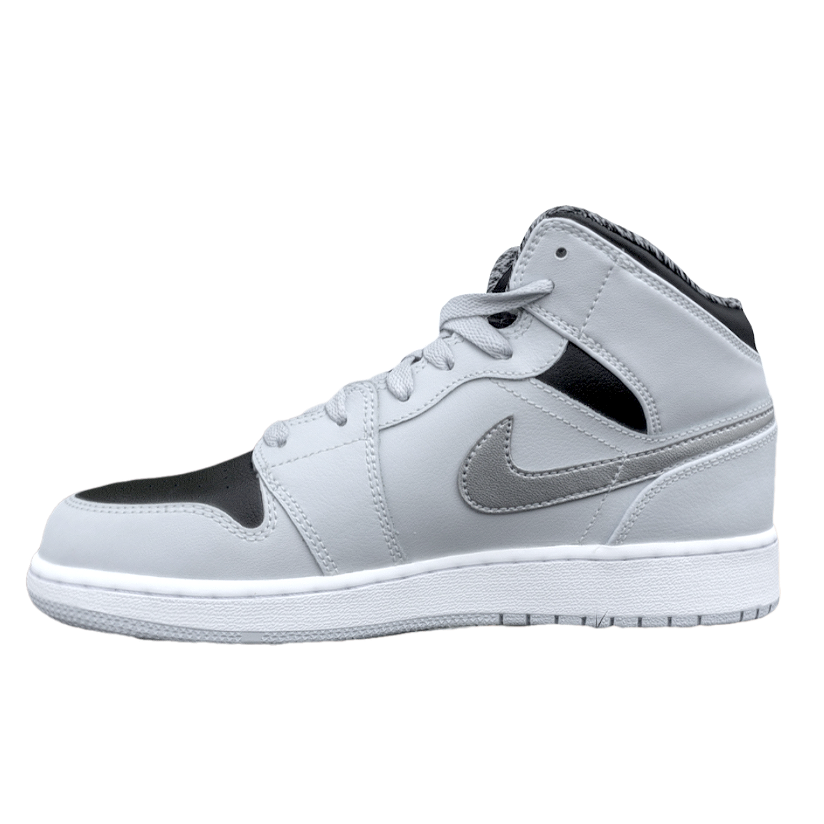 耐克（NIKE）高帮白色款运动鞋 | 耐克,NIKE,鞋子,运动鞋,鞋子3D模型,Nike运动鞋,高帮白色款运动鞋,白色运动鞋,NIKE白色高帮运动鞋,3D模型,3D打印,3D素材,obj,glTF,fbx,dae,stl,3ds,glb,usdz,3dmax,blender模型,VisionPro,3D建模,3D扫描,3d打印模型