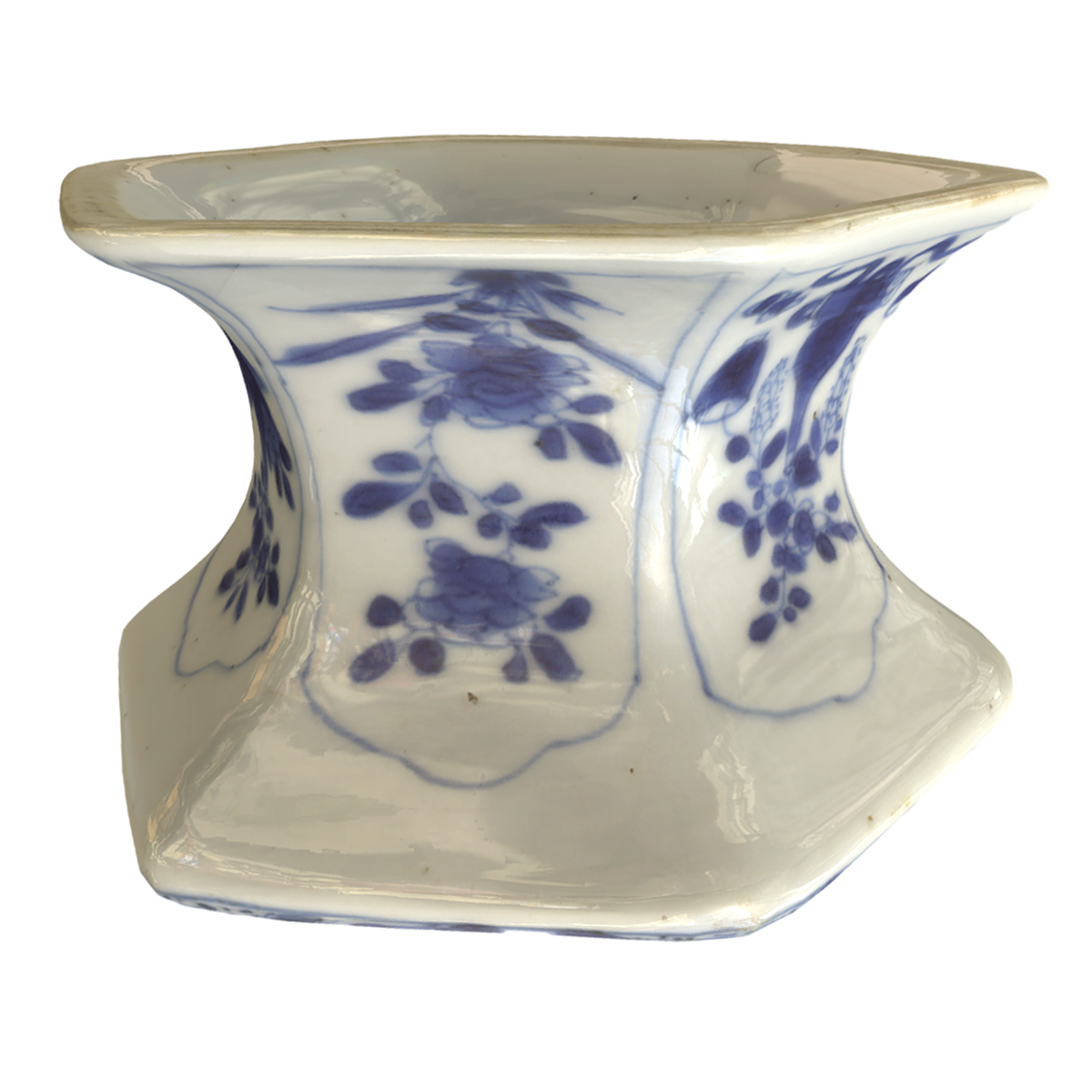 清朝康熙时期的瓷器《清朝康熙年间瓷盐瓶》 | 瓷器,博物馆藏品,清朝文物,中国文物,陶瓷器皿,康熙年间文物,清朝康熙年间瓷盐瓶,波兰克拉科夫盐矿博物馆,器皿3D模型,瓷盐瓶,3D模型,3D打印,3D素材,obj,glTF,fbx,dae,stl,3ds,glb,usdz,3dmax,blender模型,VisionPro,3D建模,3D扫描,3d打印模型